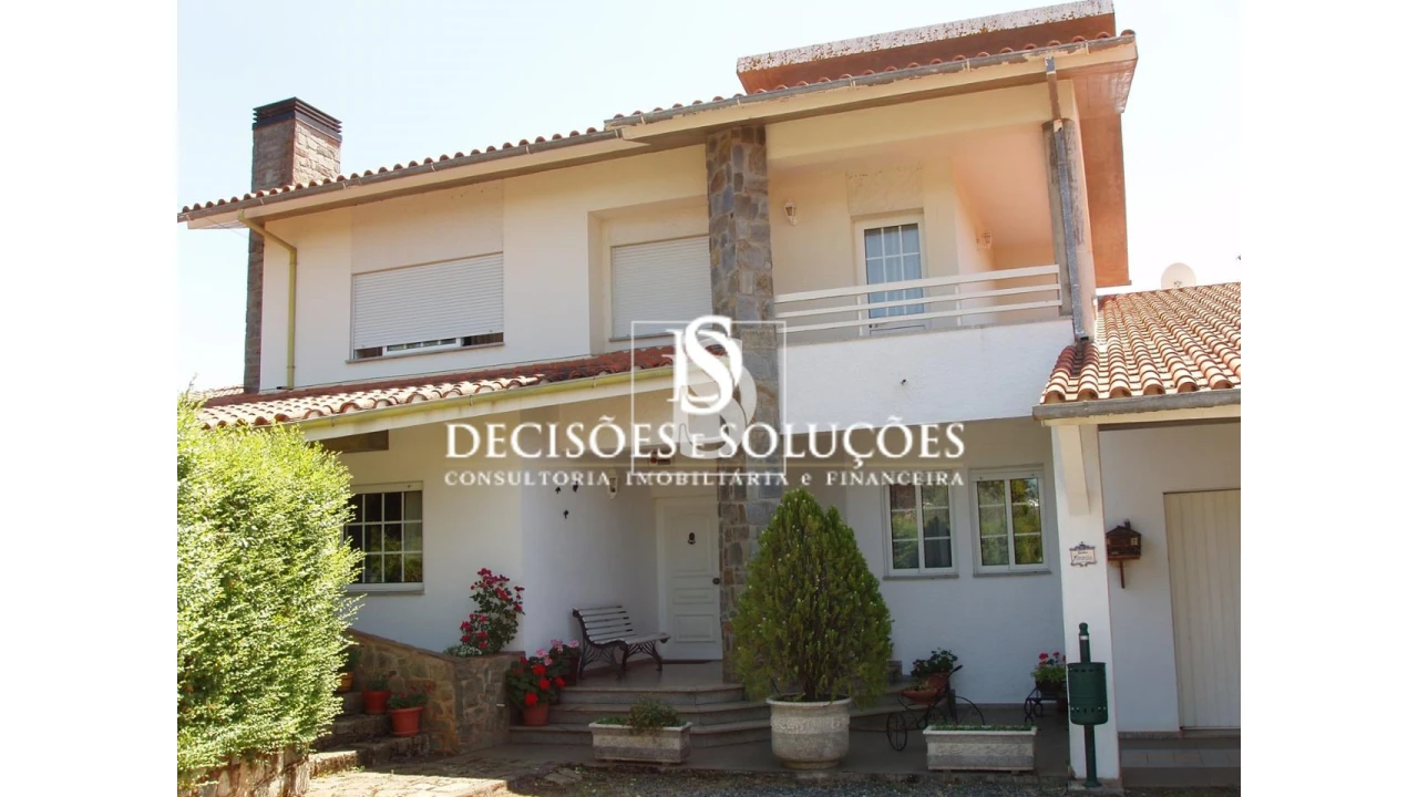 Quinta para Venda em Sé, Santa Maria e Meixedo Foto 4