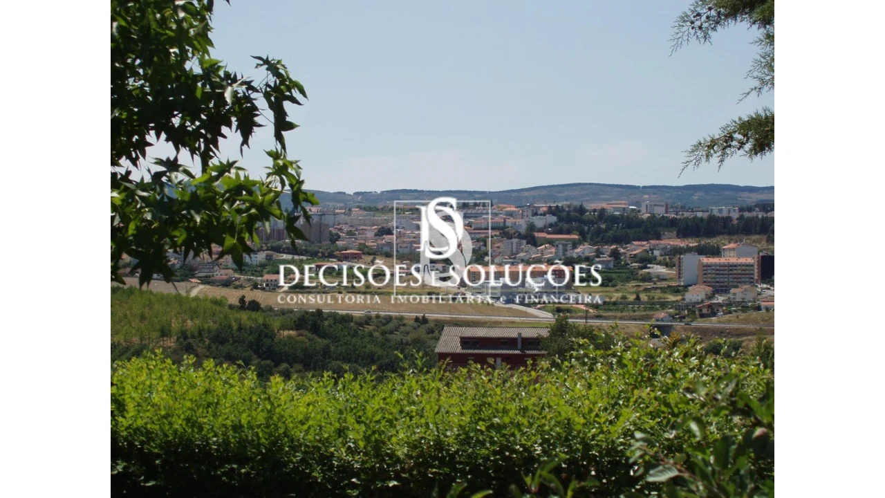 Quinta para Venda em Sé, Santa Maria e Meixedo Foto 37