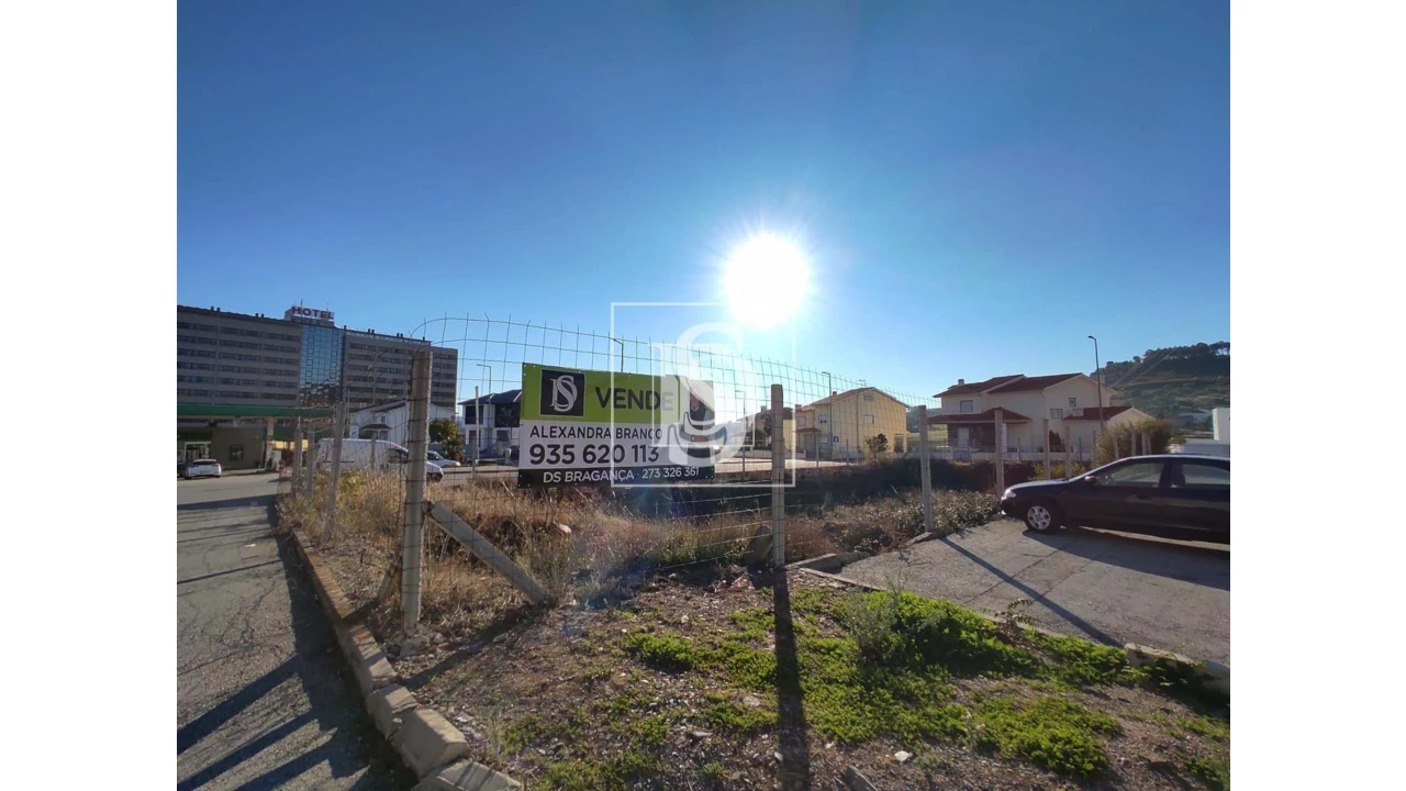 Terreno para Venda em Sé, Santa Maria e Meixedo Foto 3
