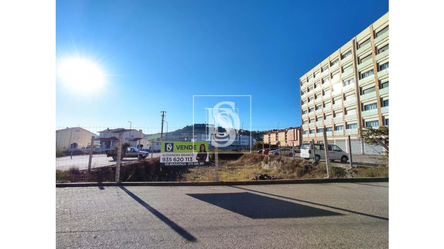 Terreno para Venda em Sé, Santa Maria e Meixedo Foto 7