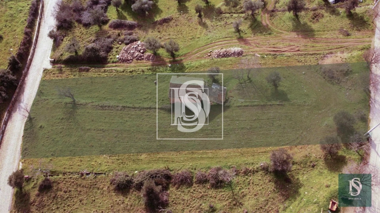 Terreno para Venda em Alfaião Foto 4