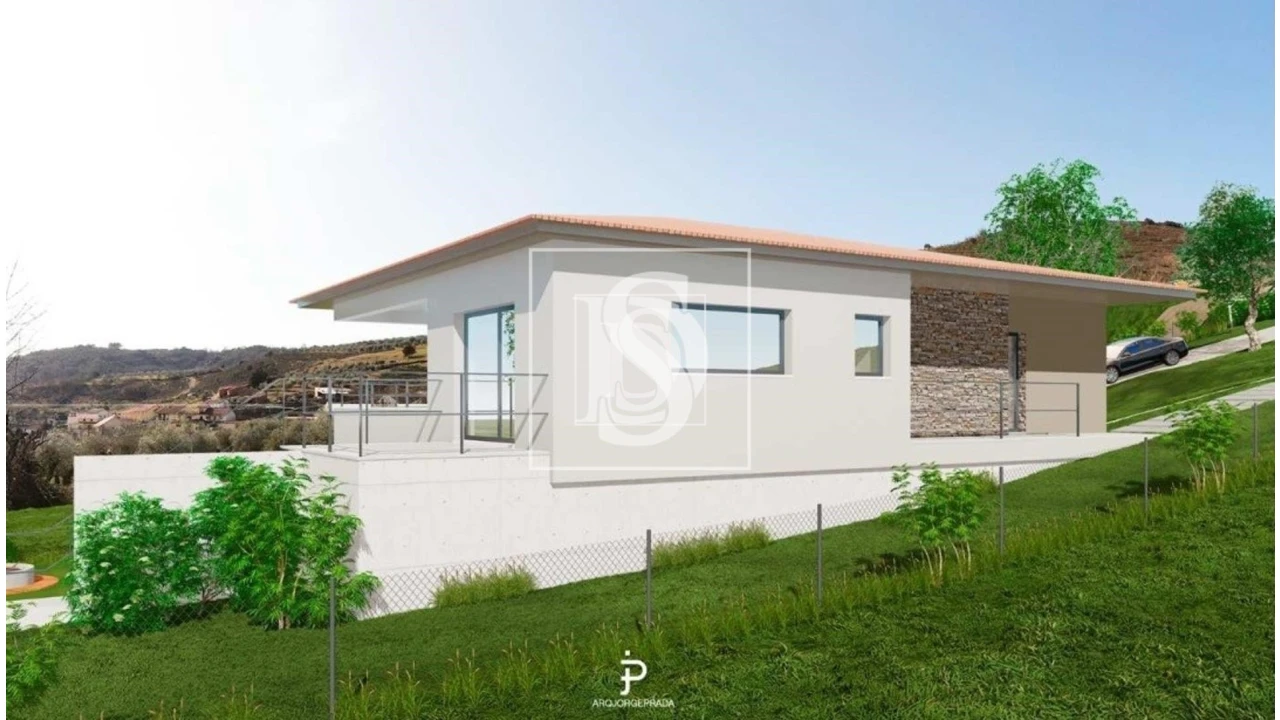 Terreno para Venda em Alfaião Foto 11