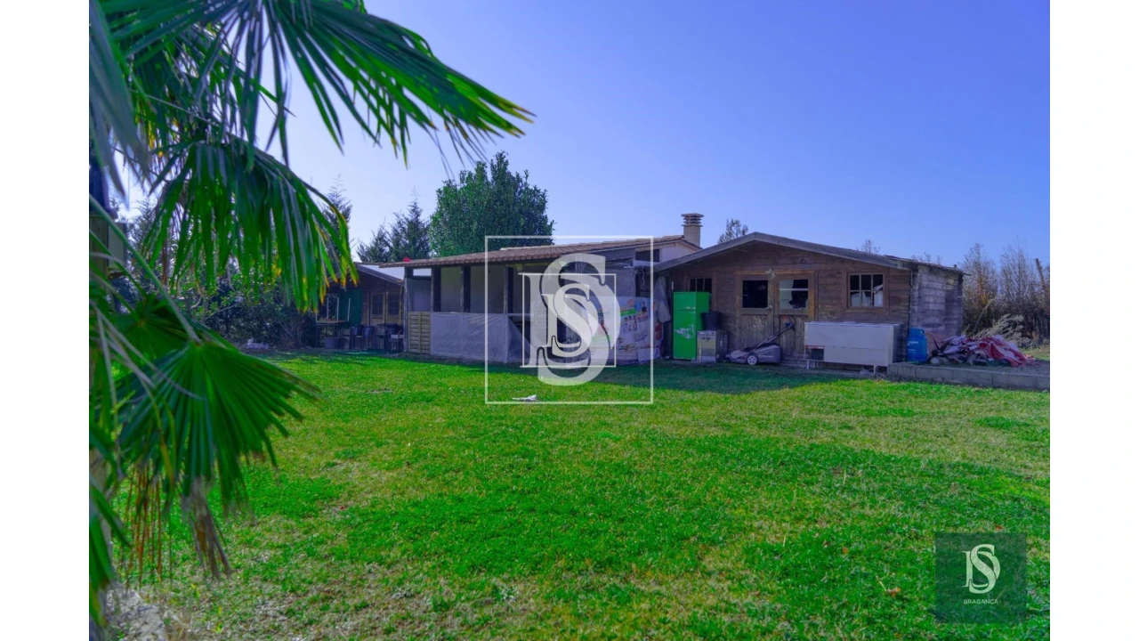 Terreno para Venda em Sé, Santa Maria e Meixedo Foto 12