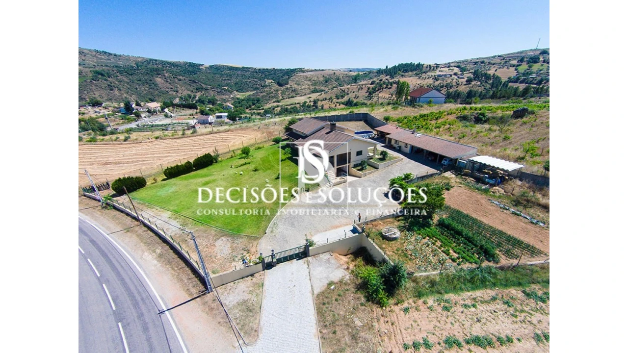 Quinta T5 para Venda em Sé, Santa Maria e Meixedo Foto 14