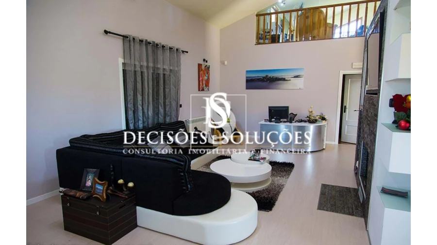 Quinta T5 para Venda em Sé, Santa Maria e Meixedo Foto 3