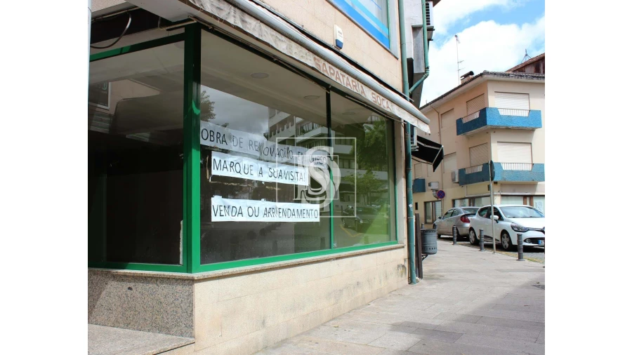 Negócio para Venda em Sé, Santa Maria e Meixedo Foto 1