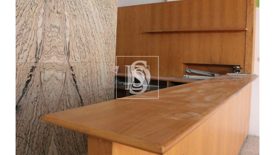 Negócio para Venda em Sé, Santa Maria e Meixedo Foto 4