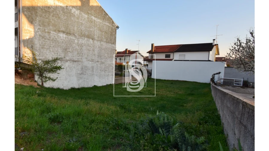 Terreno para Venda em Sé, Santa Maria e Meixedo Foto 4