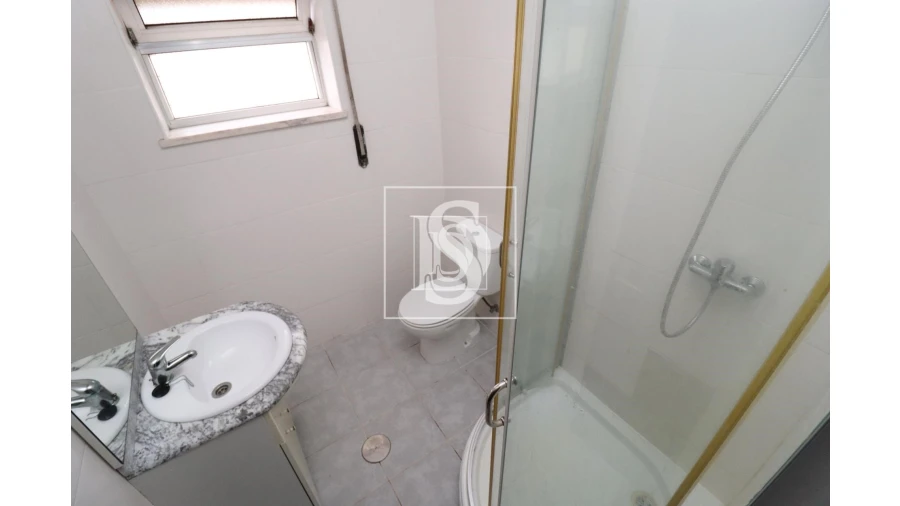 Moradia T3 para Venda em Samil Foto 9