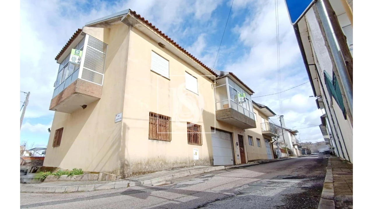 Moradia T3 para Venda em Samil Foto 1