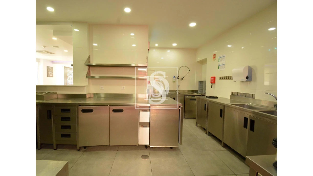 Negócio para Venda em Sé, Santa Maria e Meixedo Foto 8