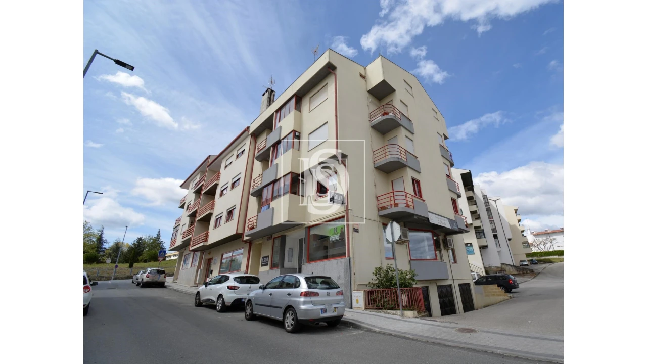 Negócio para Venda em Sé, Santa Maria e Meixedo Foto 13