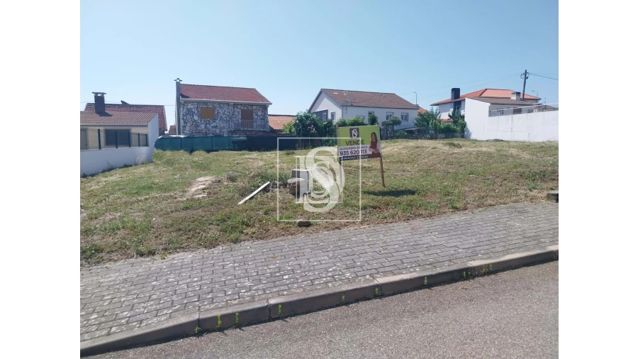 Terreno para Venda em Sé, Santa Maria e Meixedo Foto 2
