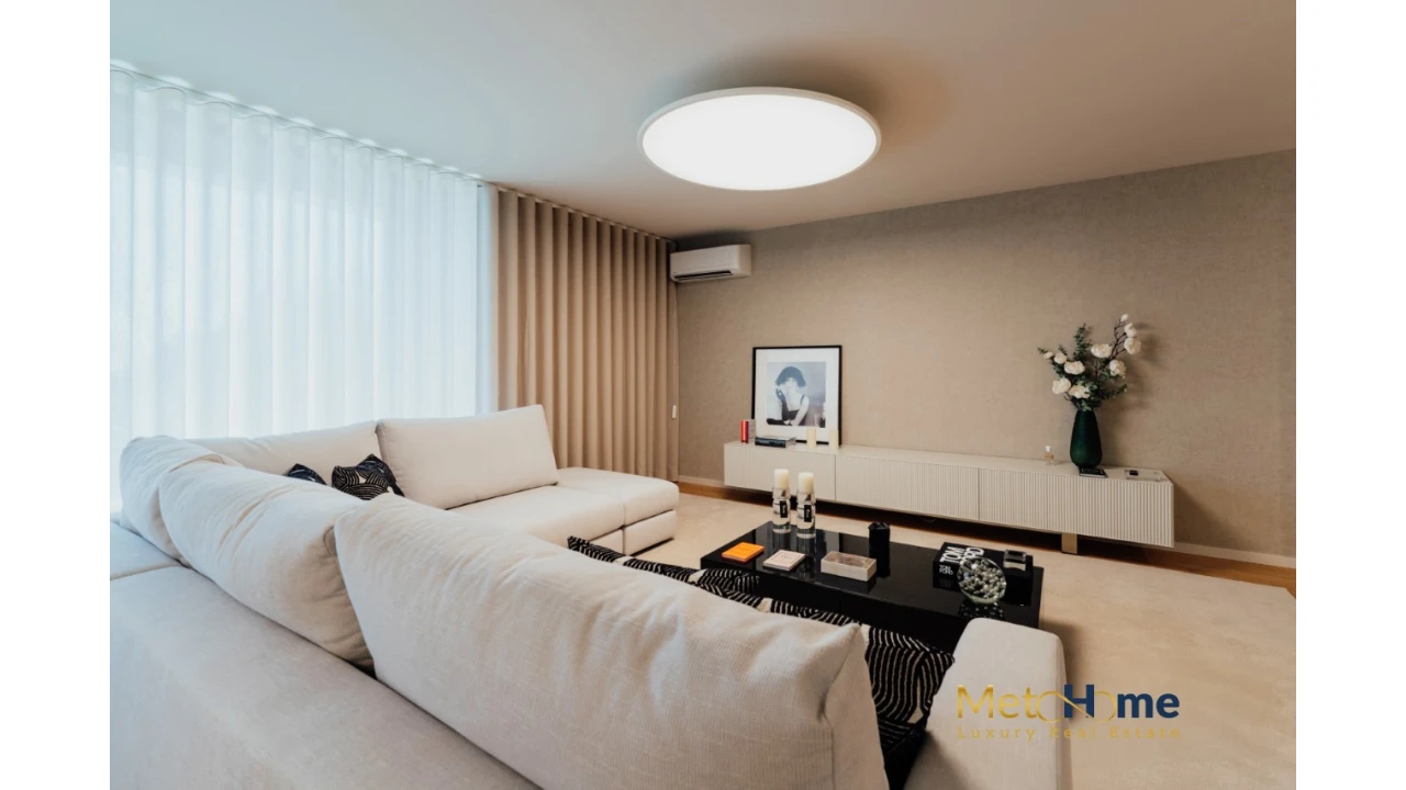 Apartamento T4 para Venda em Santa Marinha e São Pedro da Afurada Foto 11