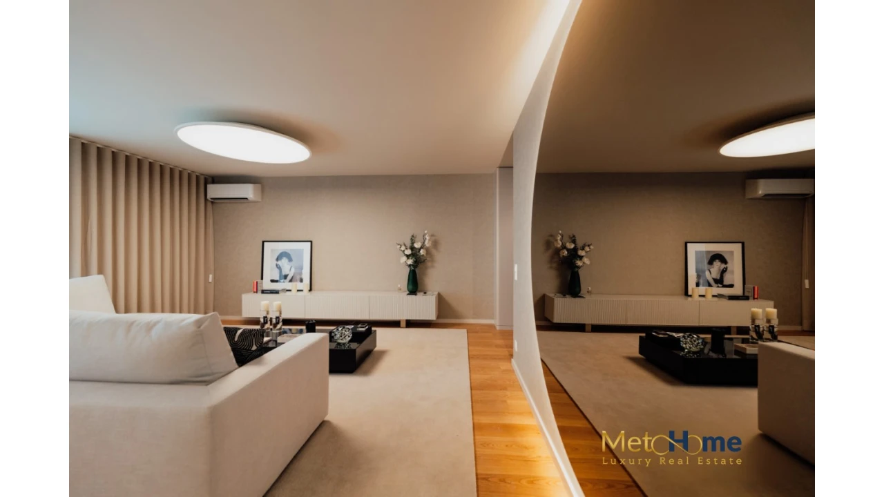 Apartamento T4 para Venda em Santa Marinha e São Pedro da Afurada Foto 1