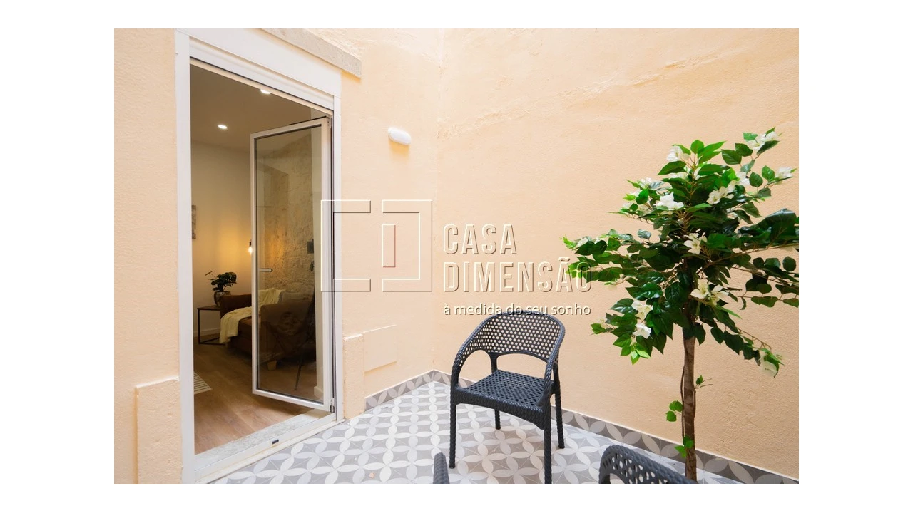 Apartamento T2 para Venda em São Domingos de Benfica Foto 2