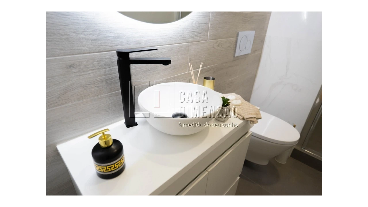 Apartamento T2 para Venda em São Domingos de Benfica Foto 20