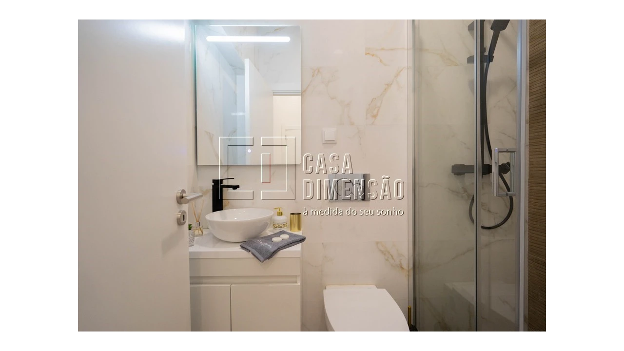 Apartamento T2 para Venda em São Domingos de Benfica Foto 32