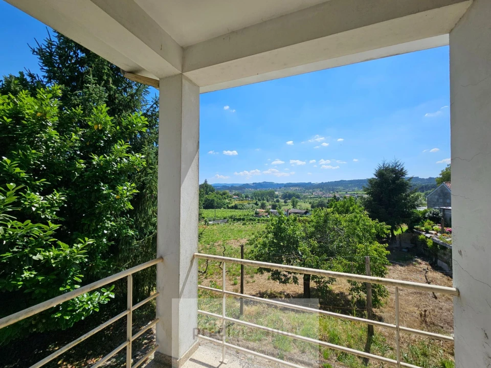 Moradia T6 para Venda em Travanca Foto 3