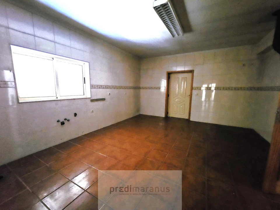 Moradia T6 para Venda em Travanca Foto 17