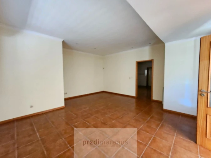 Moradia T6 para Venda em Travanca Foto 16