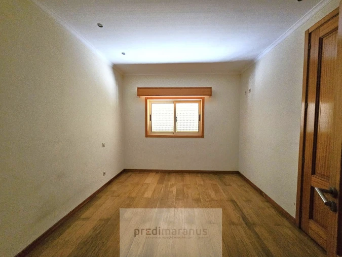 Moradia T6 para Venda em Travanca Foto 18