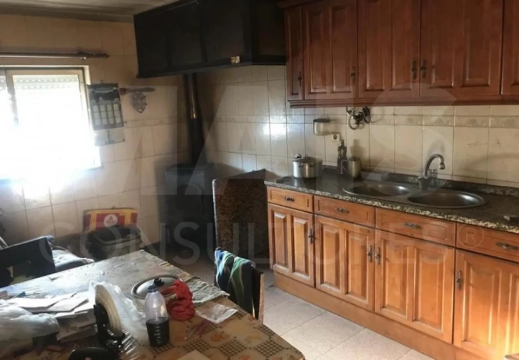 Moradia T3 para Venda em Pombeiro da Beira Foto 5