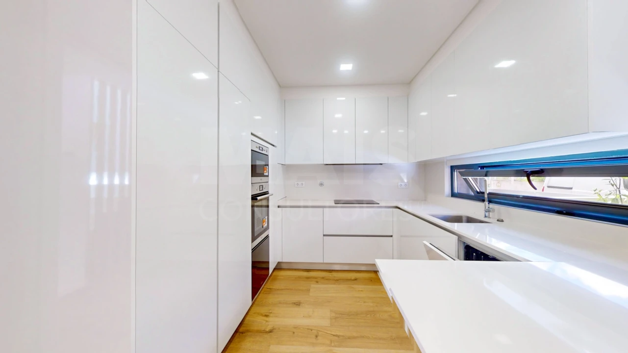 Moradia T4 para Venda em Loures Foto 10