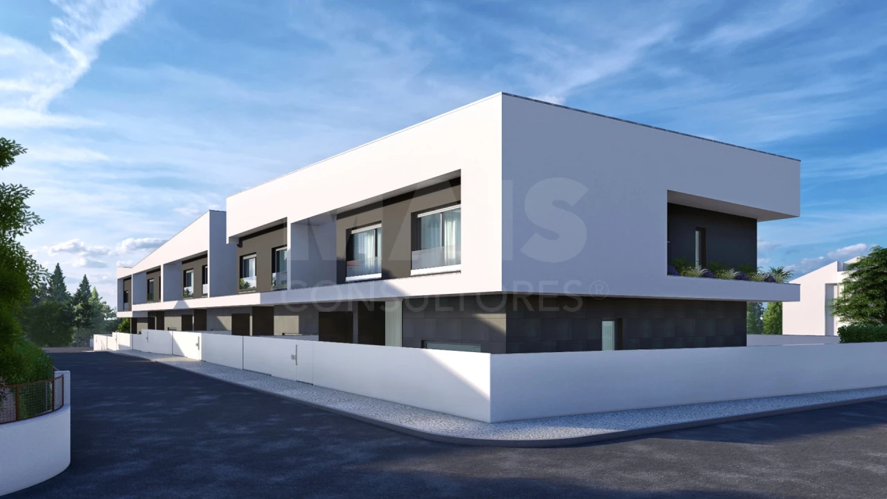 Moradia T4 para Venda em Loures Foto 1