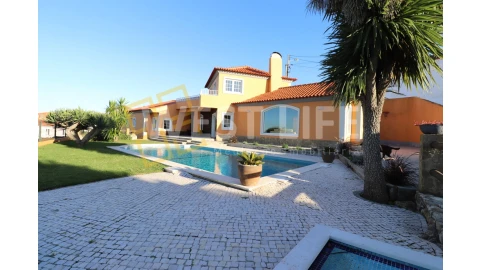 Moradia T3 para Venda em Colares