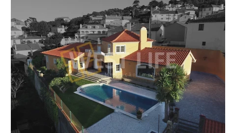 Moradia T3 para Venda em Colares