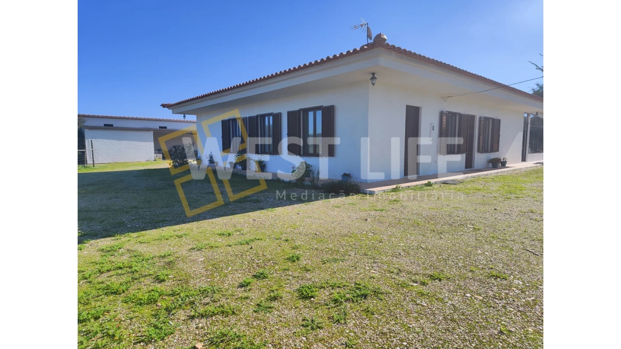 Quinta T3 para Venda em Torrão Foto 1