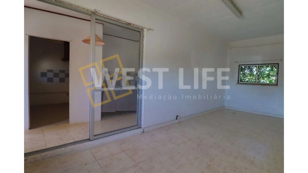 Moradia T6 para Venda em Venda do Pinheiro e Santo Estêvão das Galés Foto 10