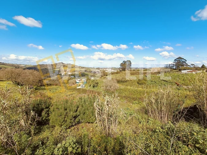 Terreno para Venda em Santo Quintino