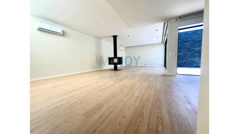 Moradia T3 para Venda em Madalena