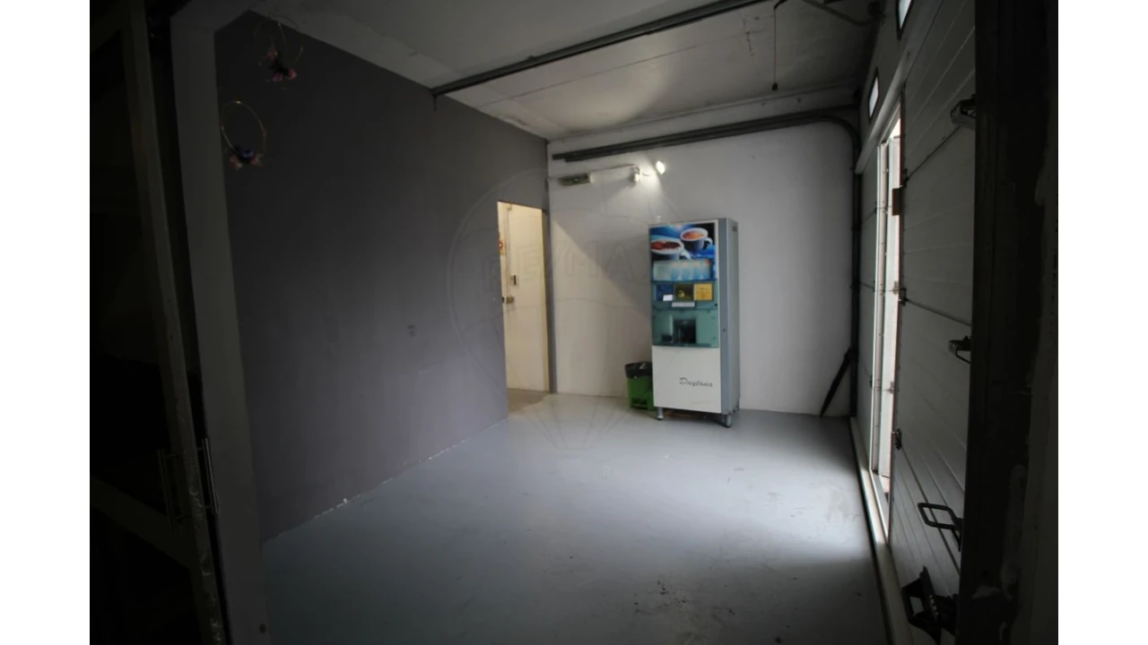 Armazém para Venda em Rio de Mouro Foto 21