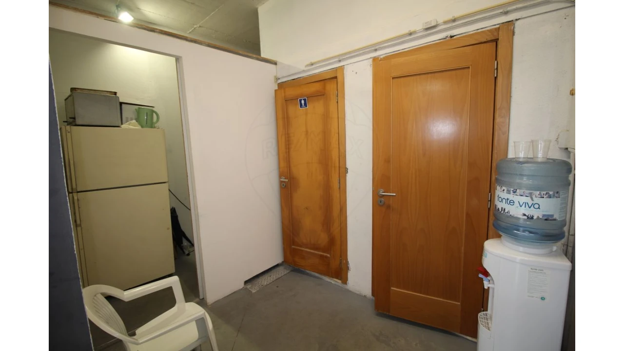 Armazém para Venda em Rio de Mouro Foto 19