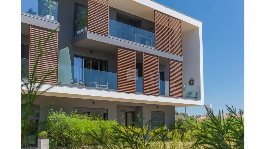 Apartamento T3 para Venda em Portimão Foto 9