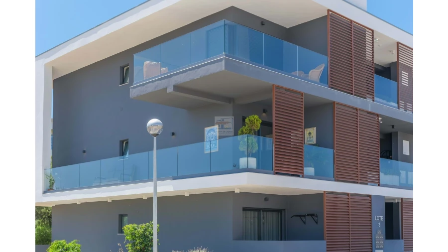 Apartamento T3 para Venda em Portimão Foto 6