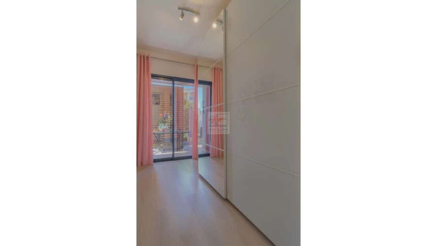 Apartamento T3 para Venda em Portimão Foto 23