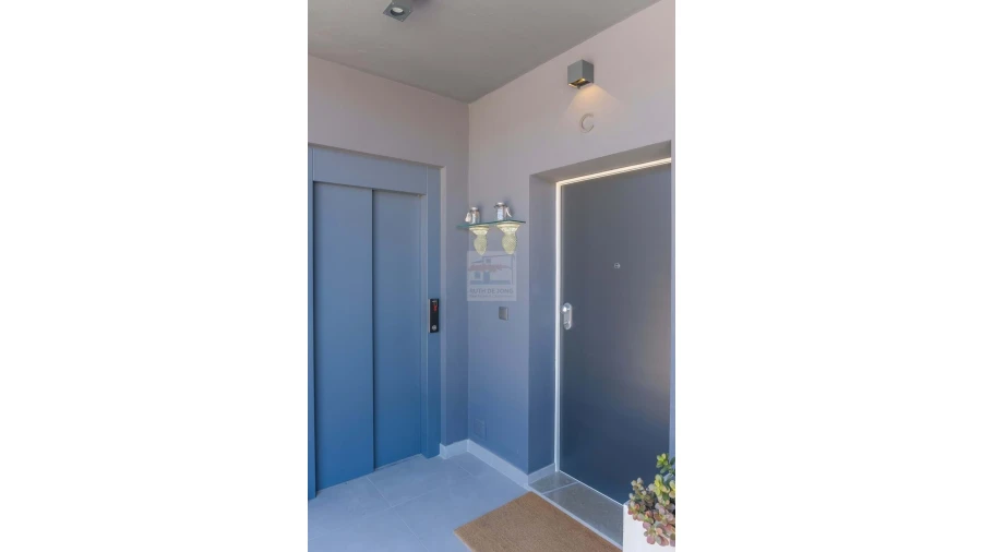 Apartamento T3 para Venda em Portimão Foto 4