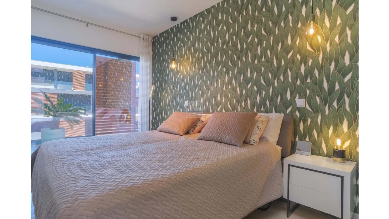 Apartamento T3 para Venda em Portimão Foto 16