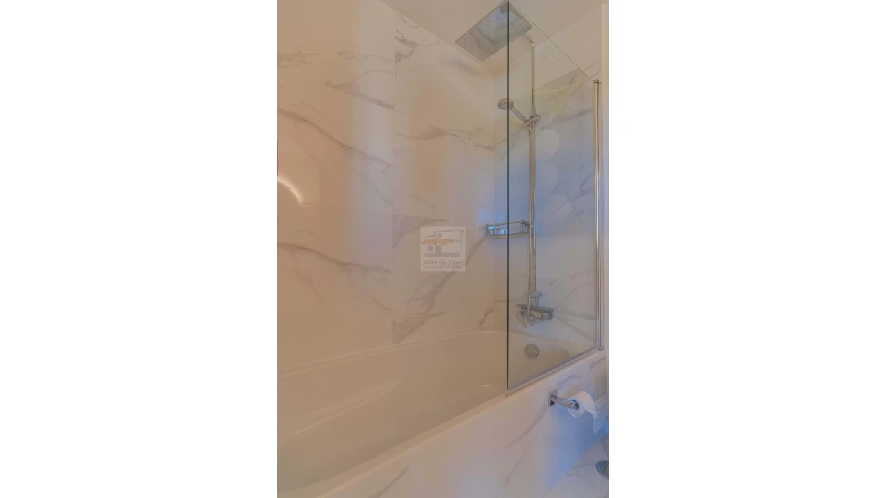 Apartamento T3 para Venda em Portimão Foto 22