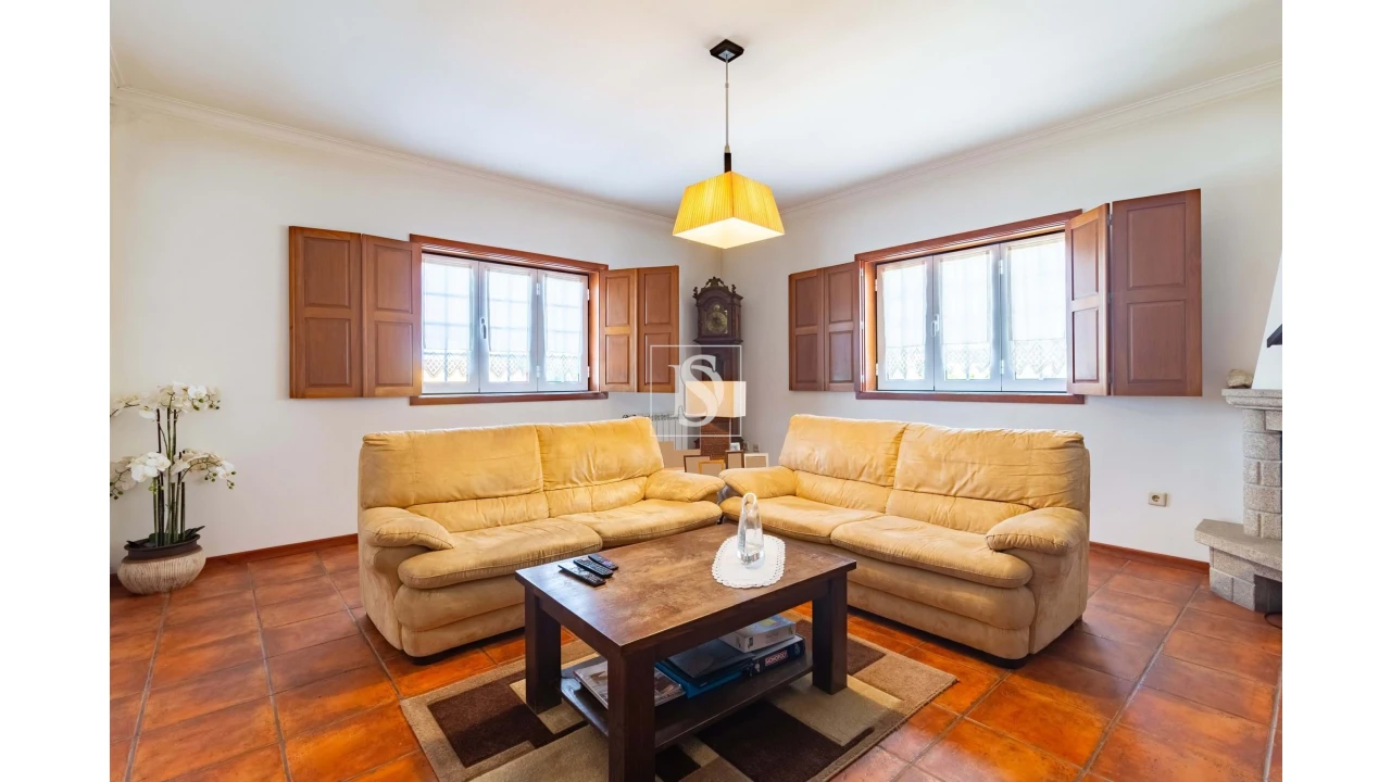 Moradia T5 para Venda em Anreade e São Romão de Aregos Foto 7