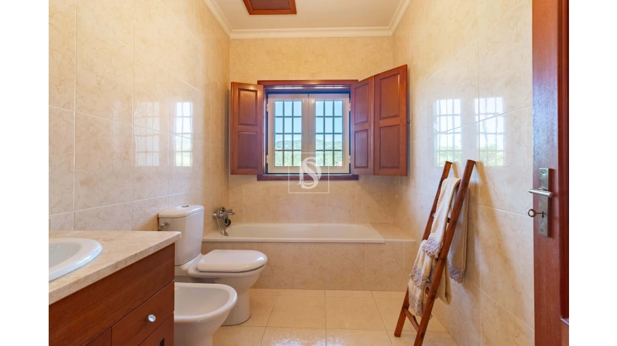 Moradia T5 para Venda em Anreade e São Romão de Aregos Foto 10