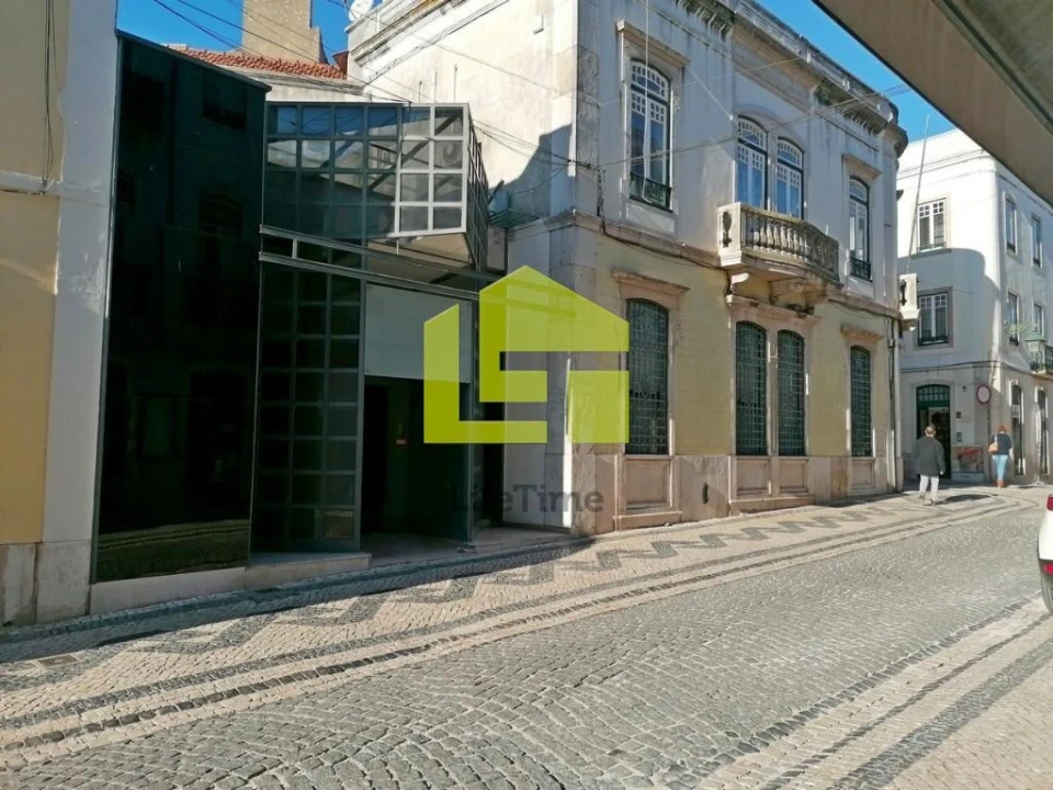 Loja para Venda em Romeira e Várzea Foto 3