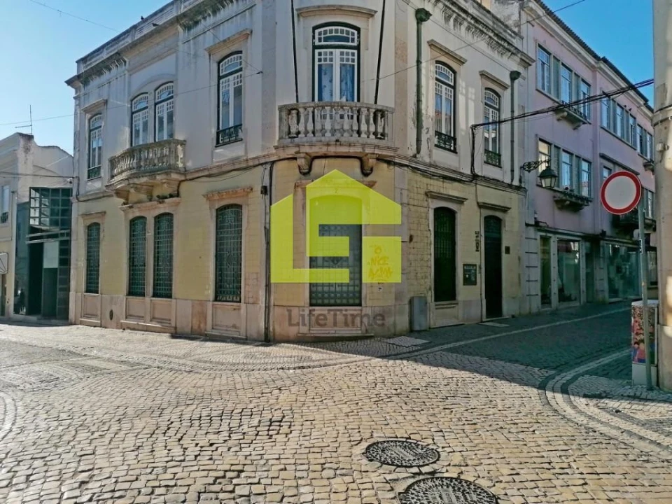 Loja para Venda em Romeira e Várzea Foto 1