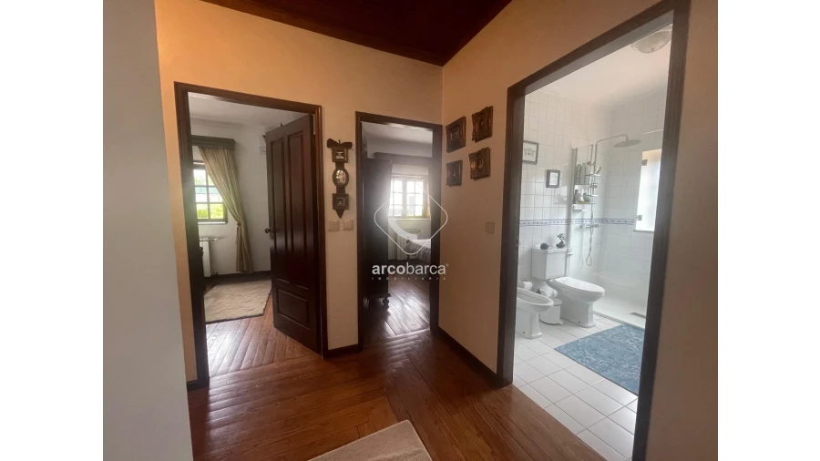 Moradia T5 para Venda em Fornelos e Queijada Foto 73