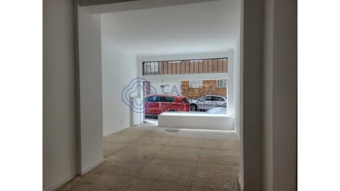Loja para Venda em Cedofeita, Santo Ildefonso, Sé, Miragaia, São Nicolau e Vitória