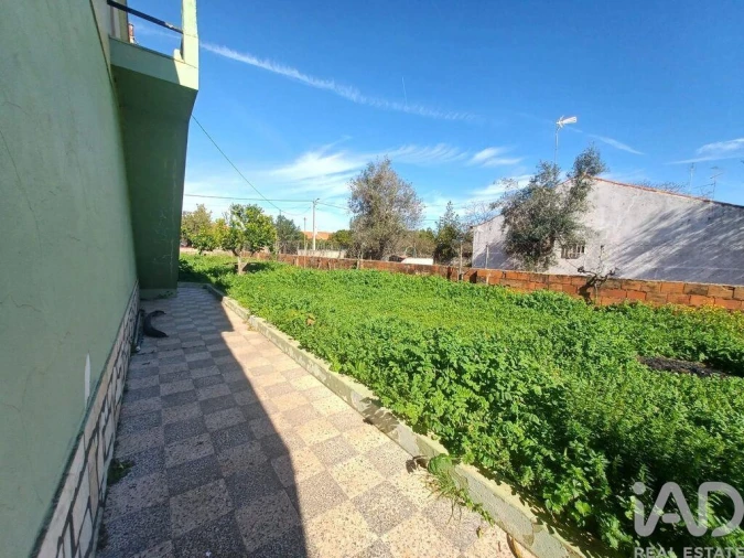 Moradia T3 para Venda em Rio de Moinhos Foto 18